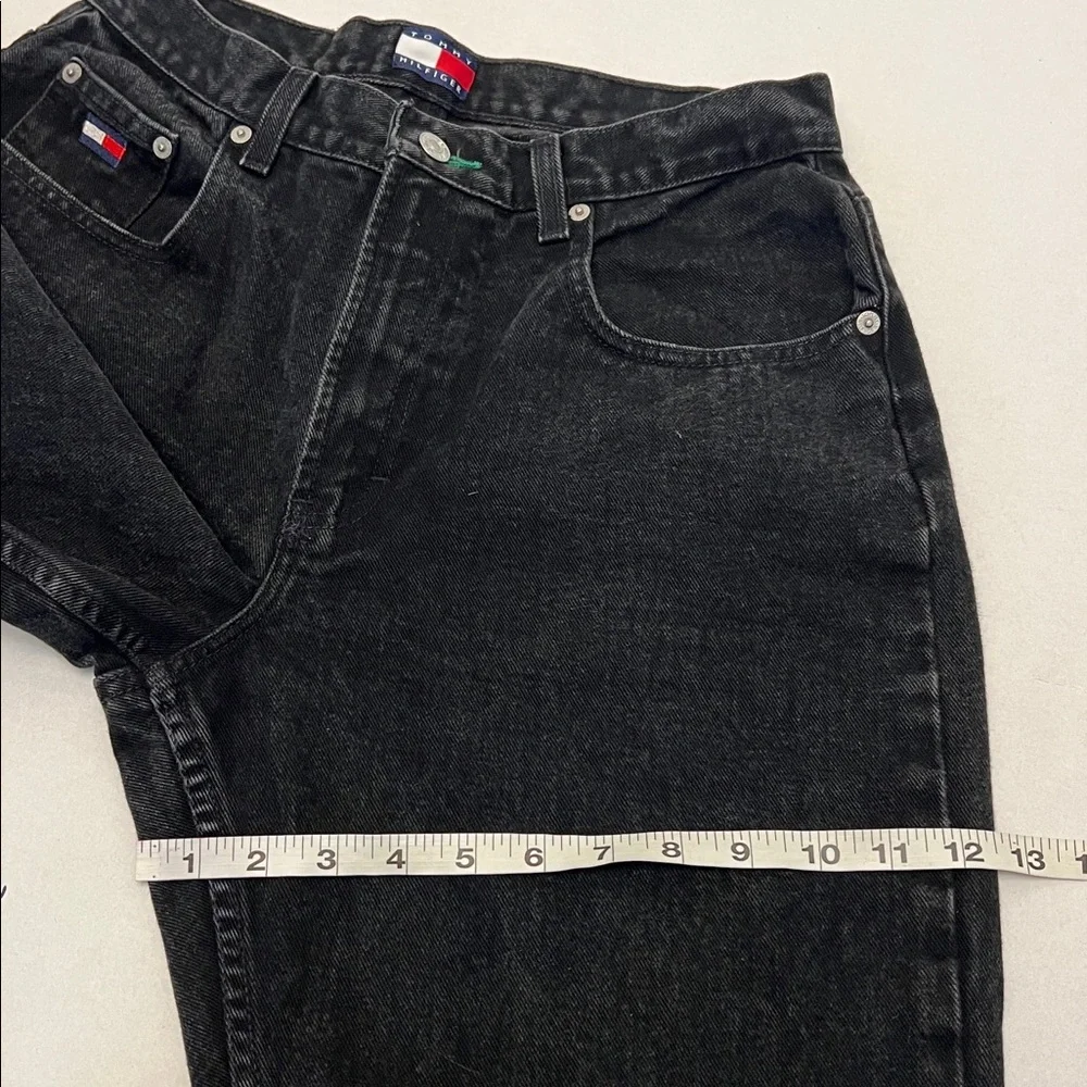 90’s TOMMY HILFIGER BLACK STRAIGHT LEG HIGH WAIST JEANS